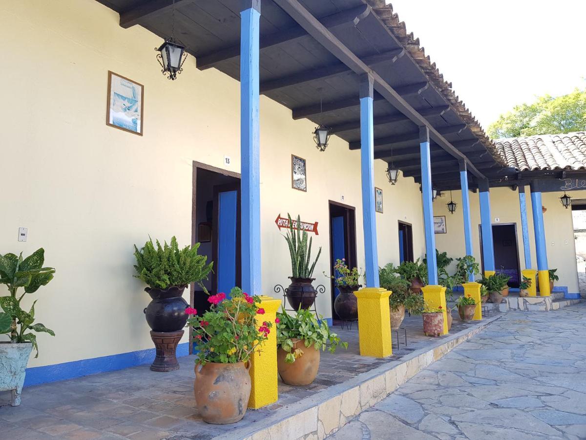 Hotel Lirice Colonial Comitan de Dominguez Exterior photo